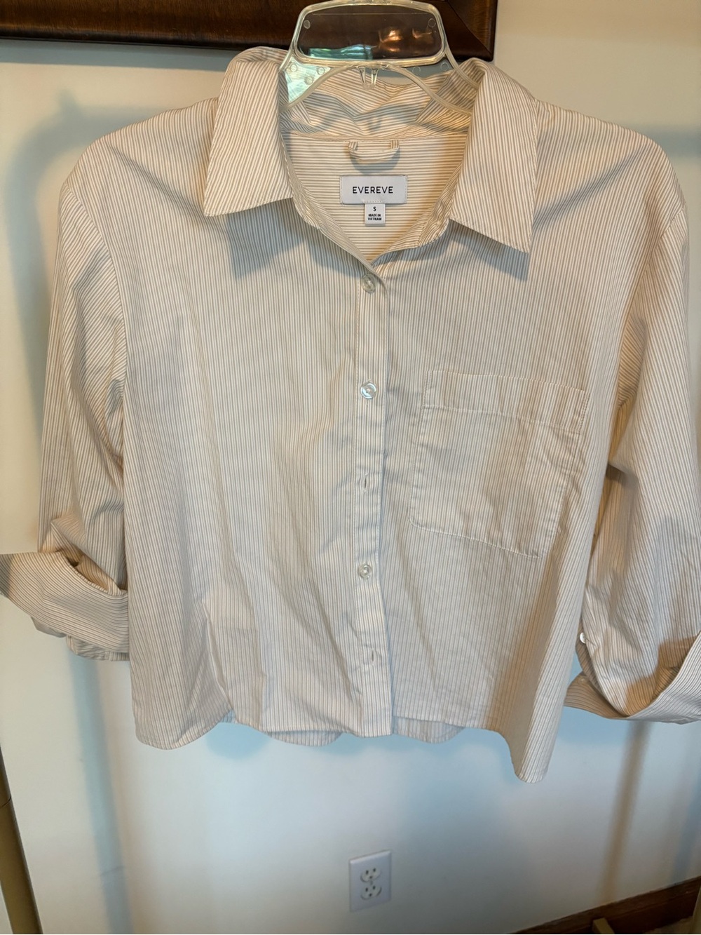 Evereve Beige and White Striped Button-Up Shirt